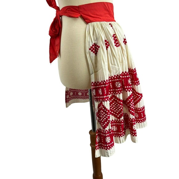 Handmade Waist Apron Cream and Red - Picture 2 of 6